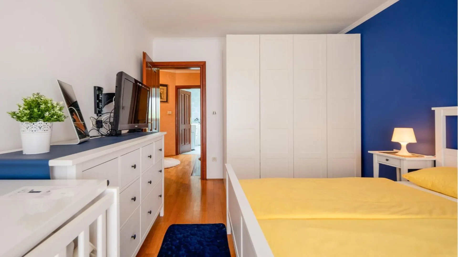 Holiday home Pet Friendly Home In Marinici With Kitchen